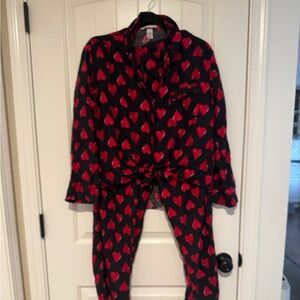 Victoria's Secret heart, pajamas, size small excellent condition